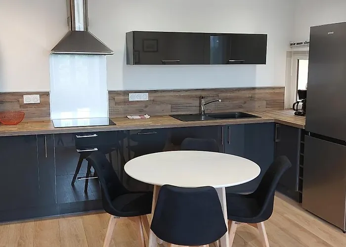 De Trepeloup Apartment Alès